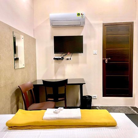 Reach Residency Hotel Kochi Ngoại thất bức ảnh