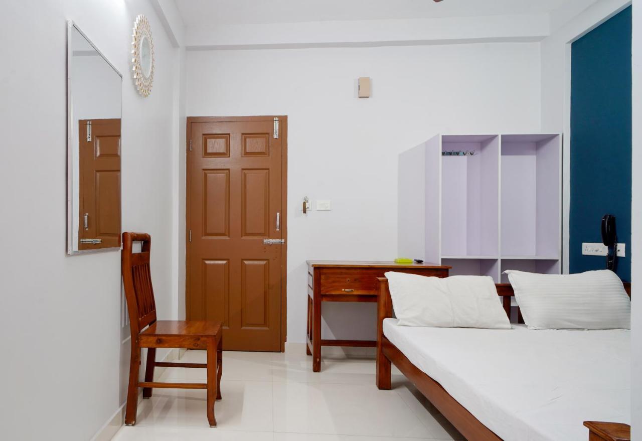 Reach Residency Hotel Kochi Ngoại thất bức ảnh