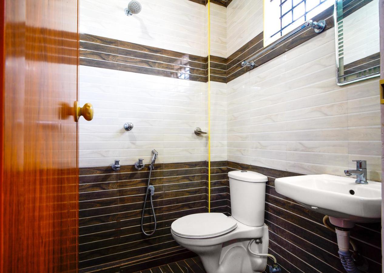Reach Residency Hotel Kochi Ngoại thất bức ảnh