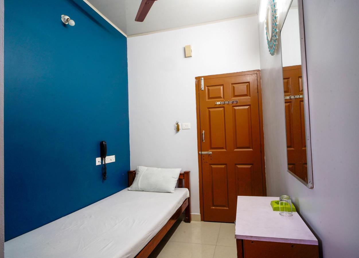 Reach Residency Hotel Kochi Ngoại thất bức ảnh