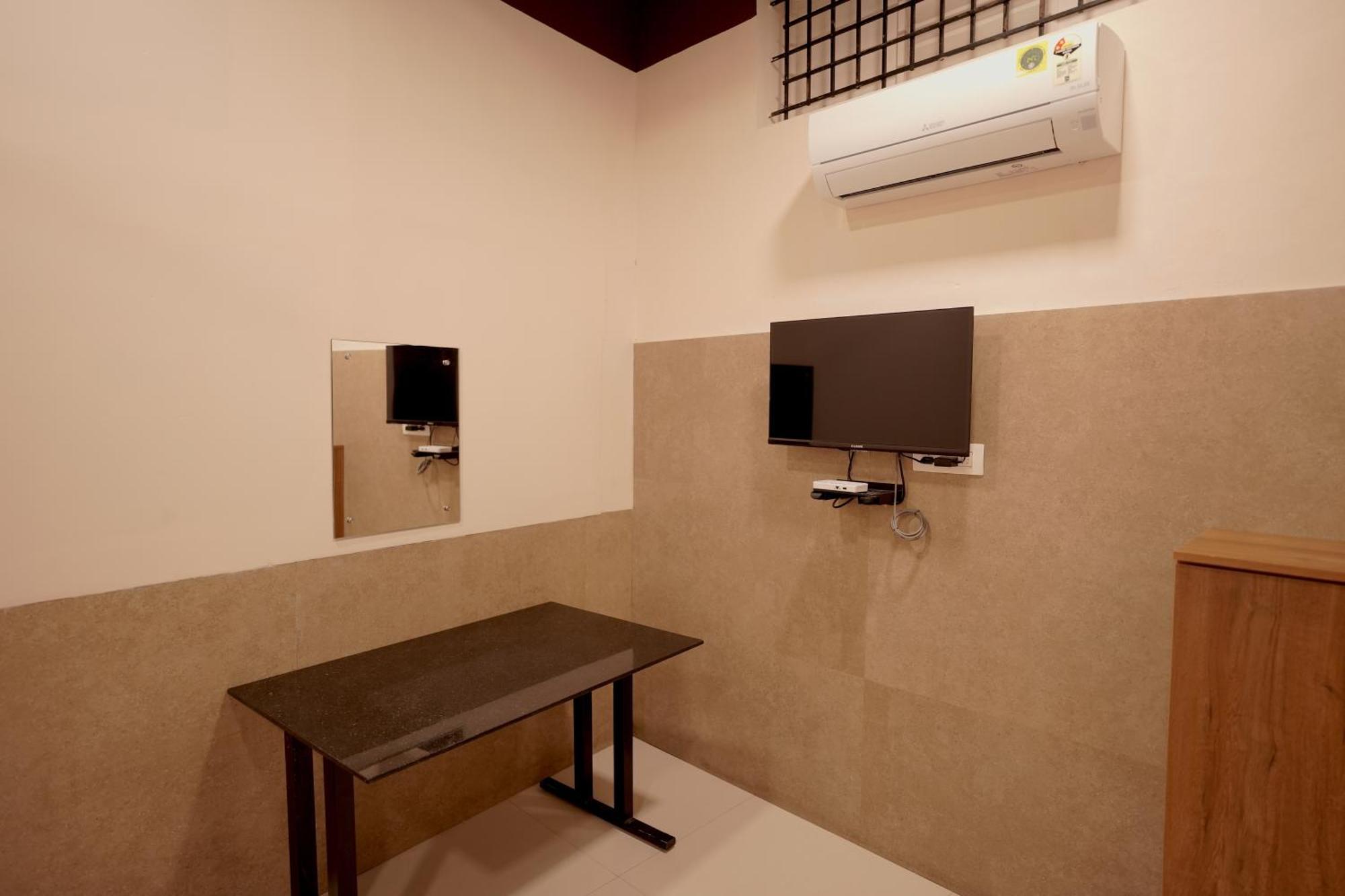 Reach Residency Hotel Kochi Ngoại thất bức ảnh