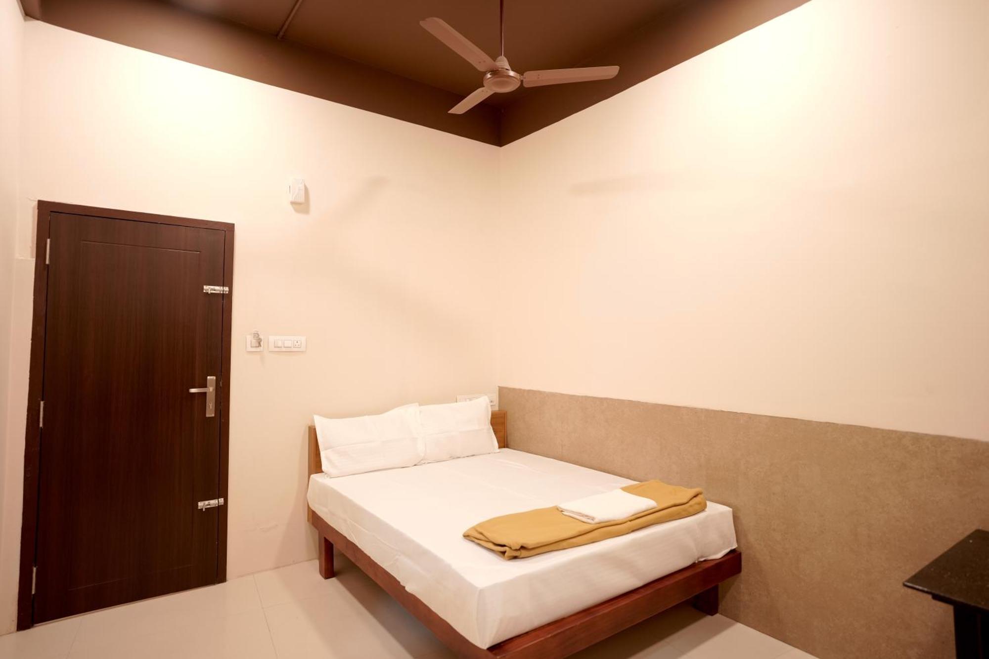 Reach Residency Hotel Kochi Ngoại thất bức ảnh