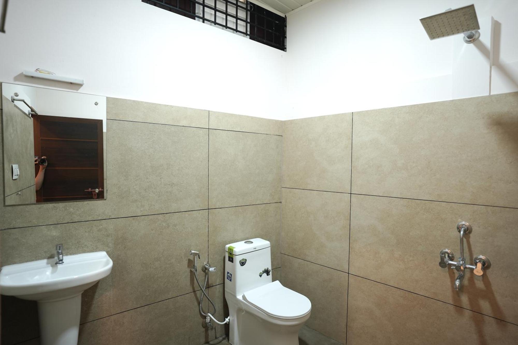 Reach Residency Hotel Kochi Ngoại thất bức ảnh