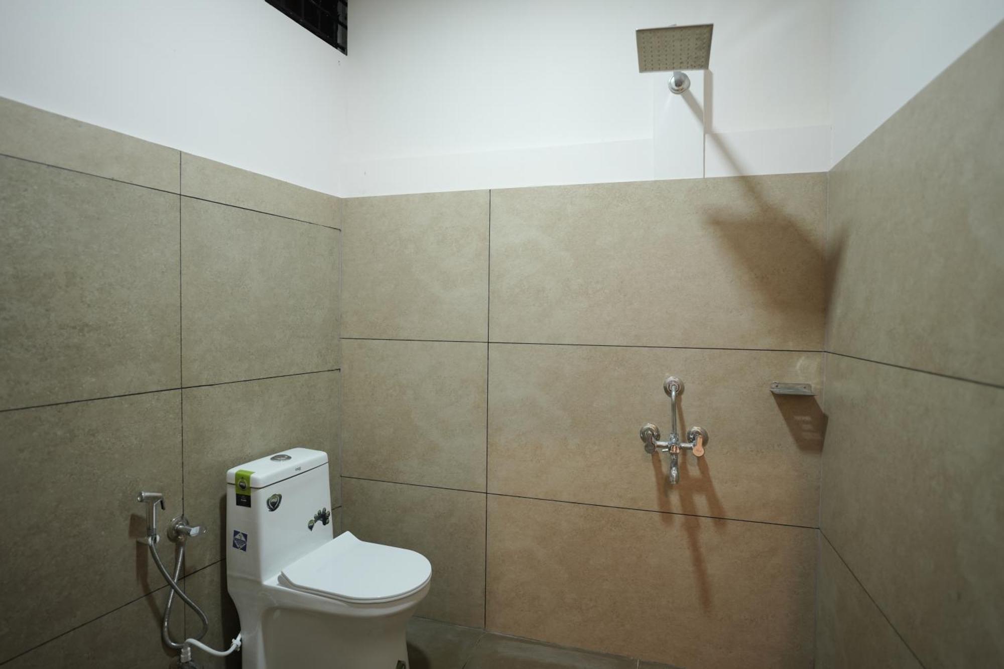 Reach Residency Hotel Kochi Ngoại thất bức ảnh